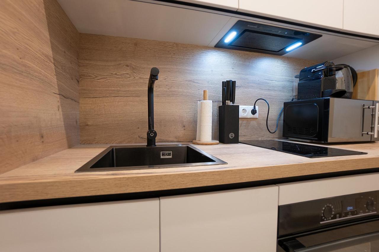Apartament Stylish 1-bedroom With A Terrace